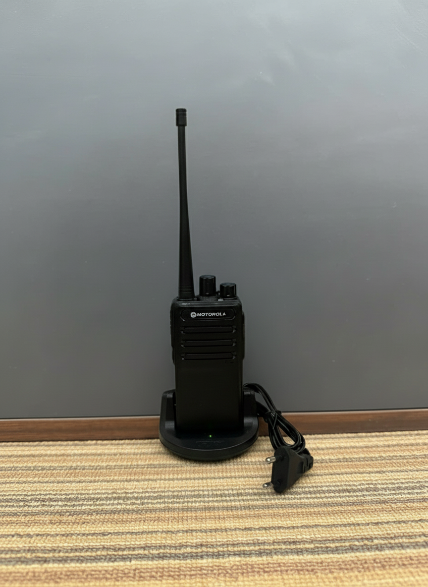 Bộ Đàm Cầm Tay Motorola GP 858 Nhỏ gọn, bền bỉ, pin khỏe, liên lạc ổn định