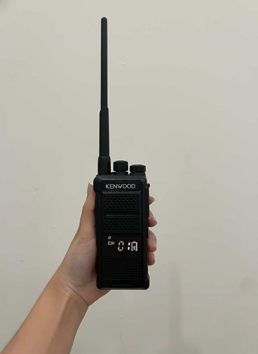 Alternative view of Bộ Đàm KenWood TK 3360 Giải pháp liên lạc bền bỉ cho môi trường khắc nghiệt