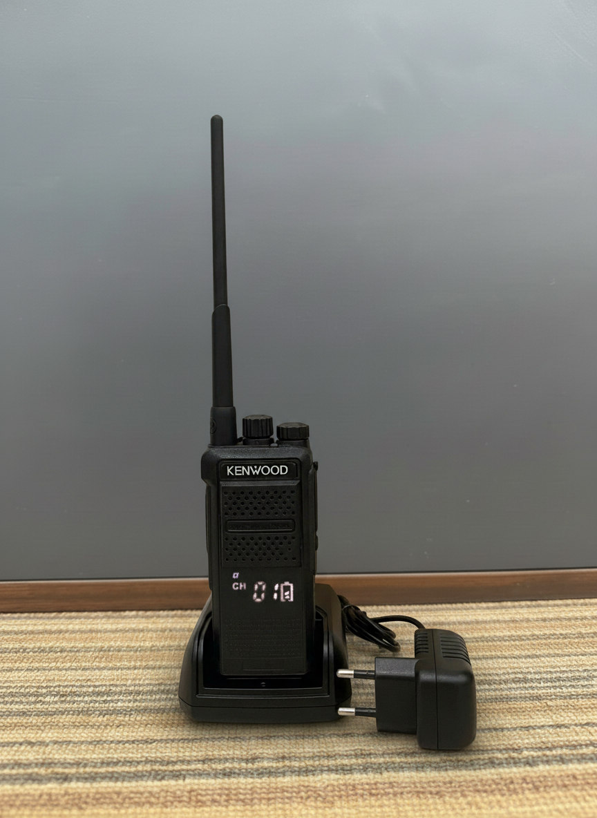 Bộ Đàm KenWood TK 3360 Giải pháp liên lạc bền bỉ cho môi trường khắc nghiệt
