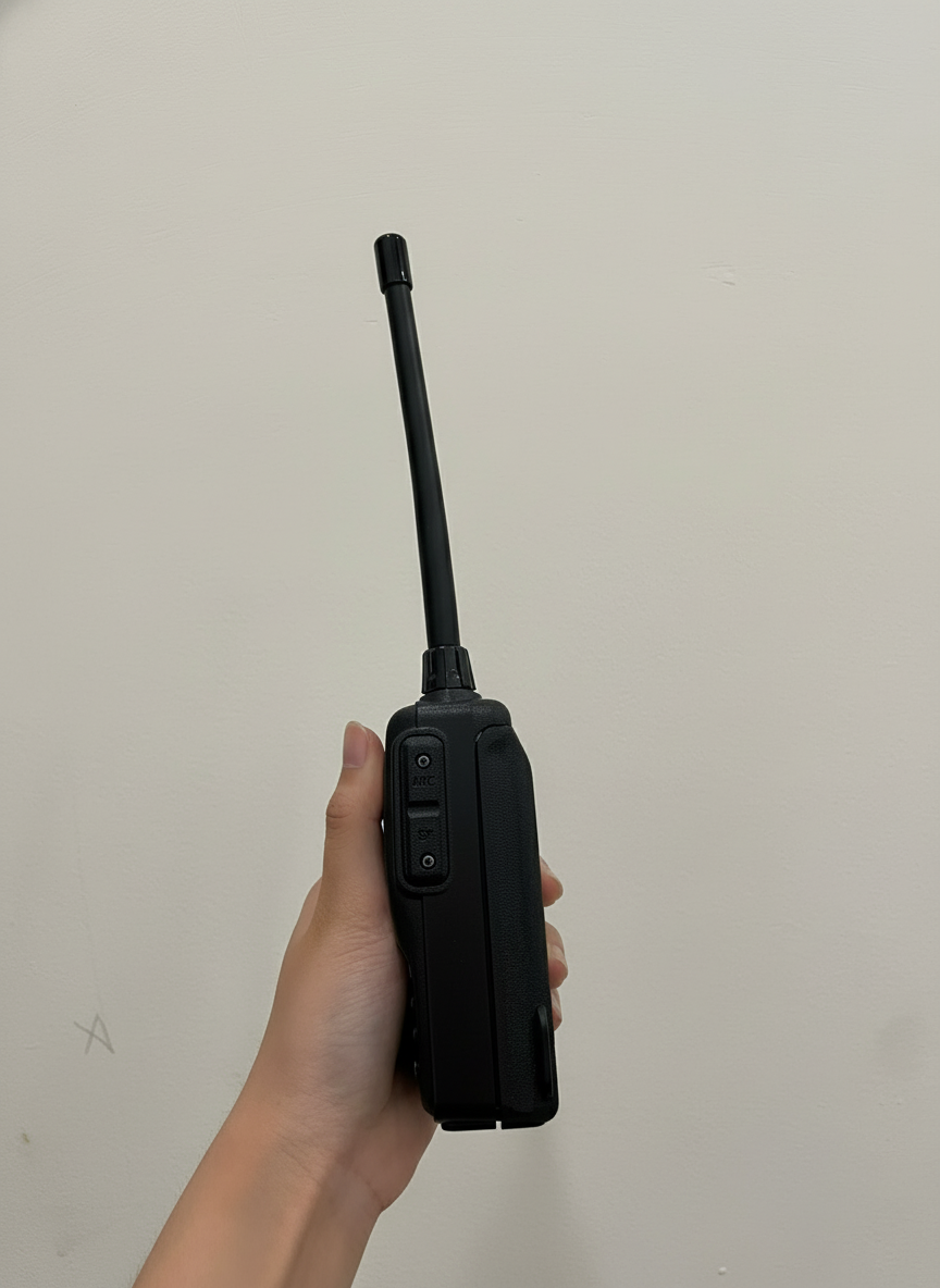 Bộ Đàm Icom IC V80 Bộ Đàm VHF Công Suất Lớn, Bền Bỉ Chuẩn Quân Đội Nhật Bản 6 Bộ Đàm Icom IC V80 Bộ Đàm VHF Công Suất Lớn, Bền Bỉ Chuẩn Quân Đội Nhật Bản - Ảnh 6